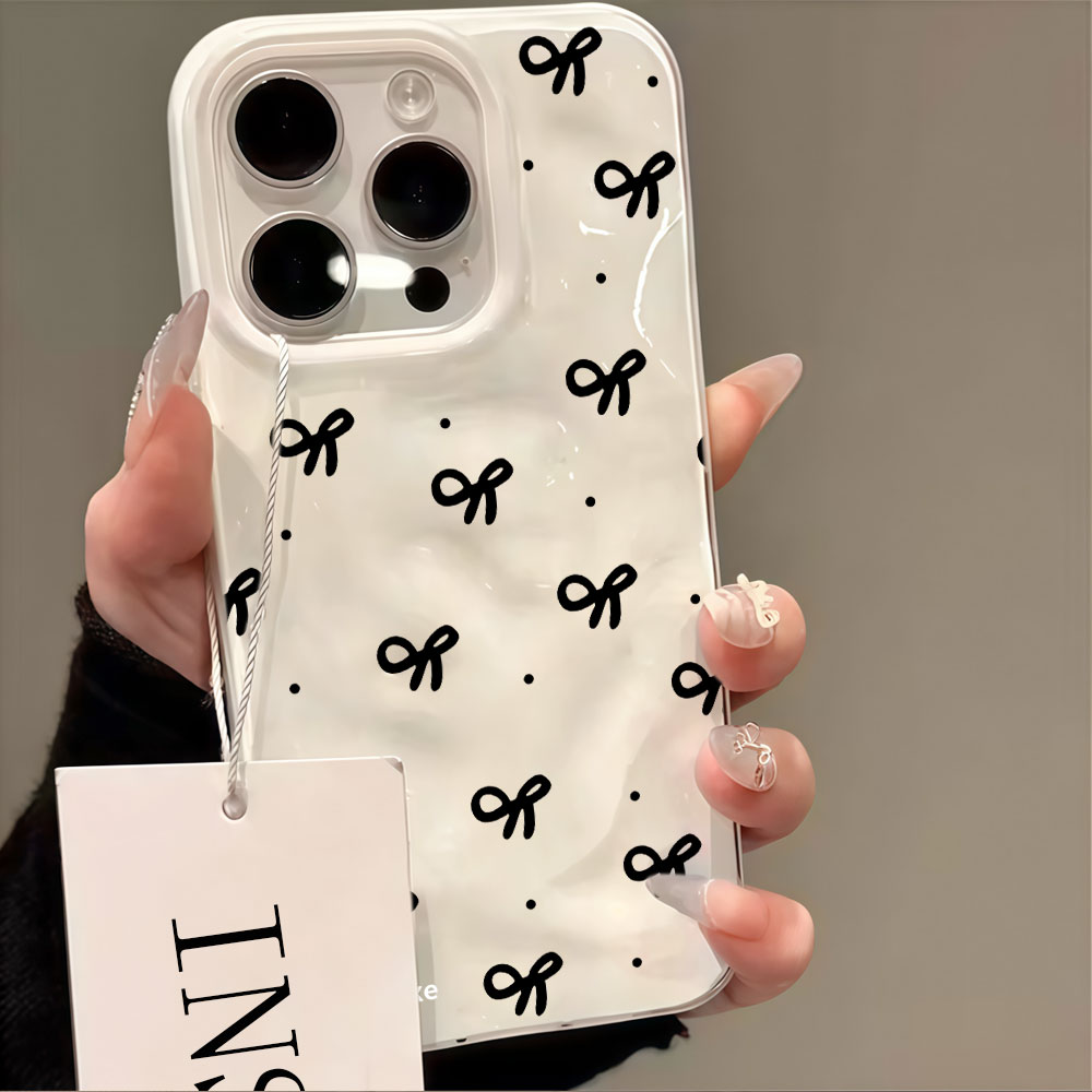 Phone Accessories Red - Casing Ponsel Motif Hati Merah Berombak