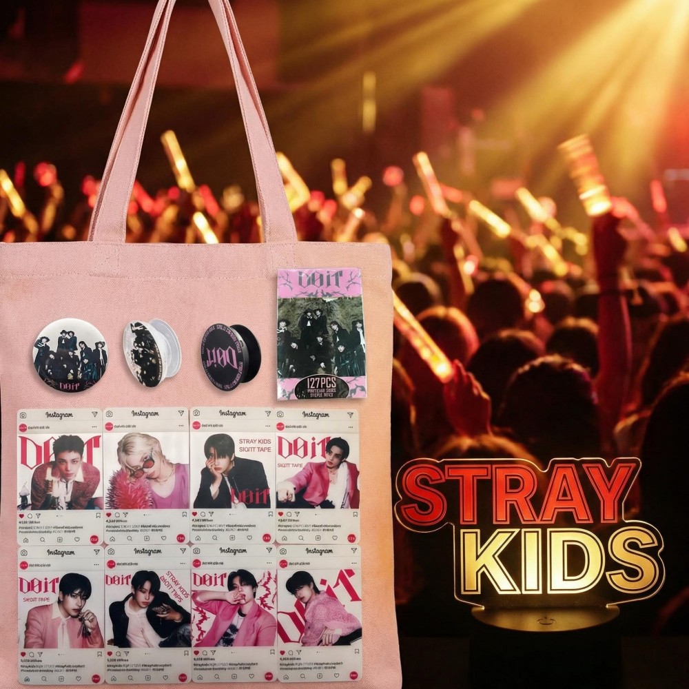 Phone Accessories And Electronics - Stiker Kartu Foto Kpop Stray SKZ