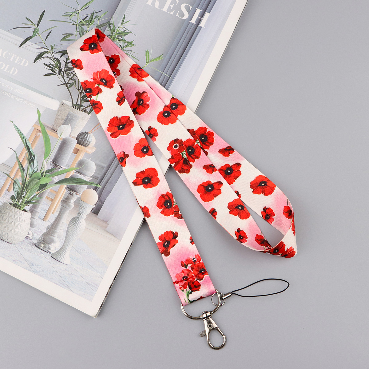 Gantungan Kunci Lanyard Ceri M - Phone Accessories Red ulasan dan harga